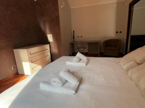 Castello Sweet House